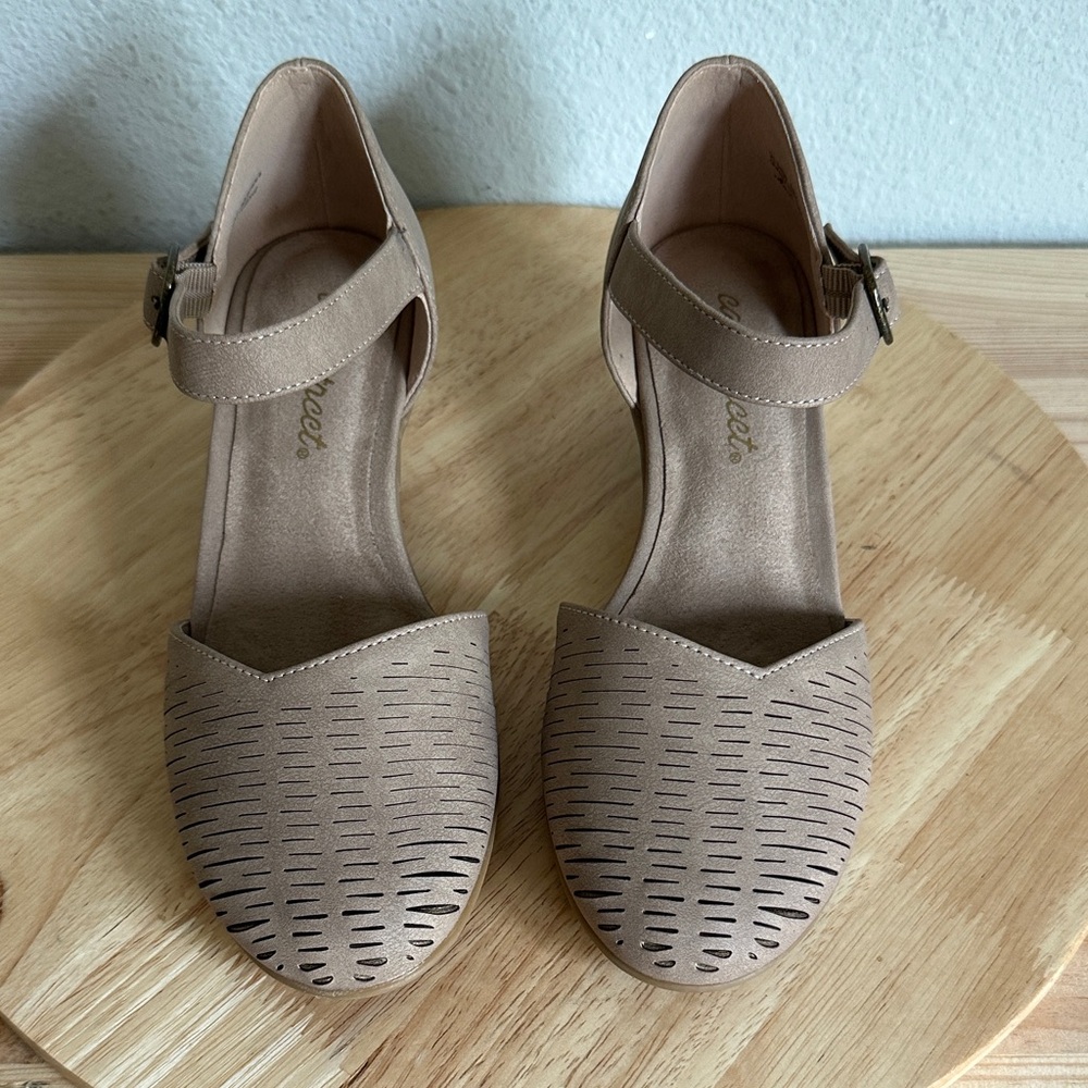 Easy Street Justina Womens Round Closed Toe Mary Jane Shoes